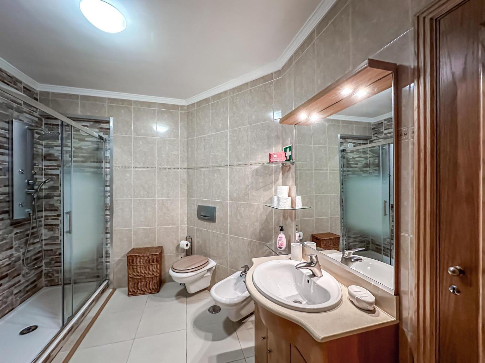 Apartment Old Town Center Albufeira Walk To Beach Eksteriør billede